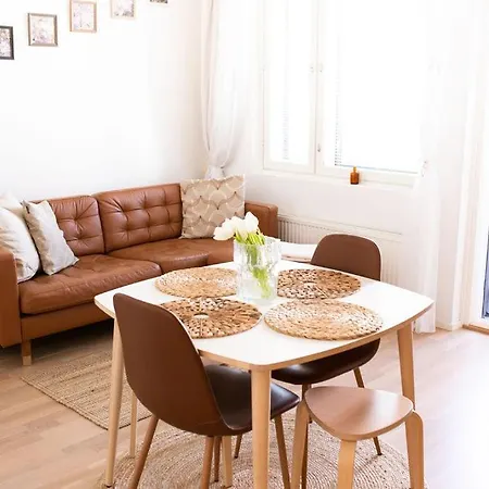 Modern With Sauna And Free Parking Apartment